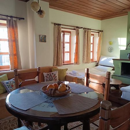 Guesthouse Kontogianni Nimfaíon Extérieur photo